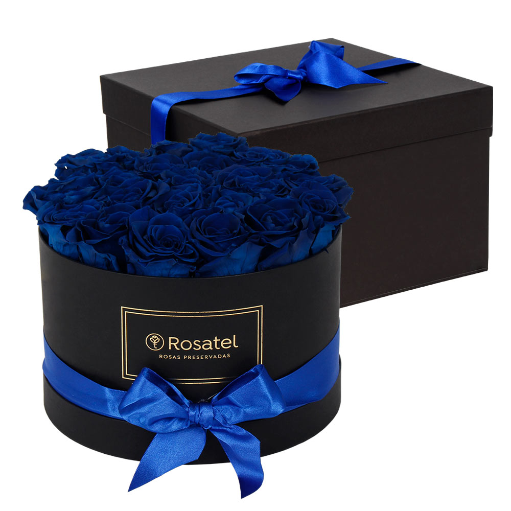Sombrerera Negra con 23 Rosas Preservadas Azul Noche